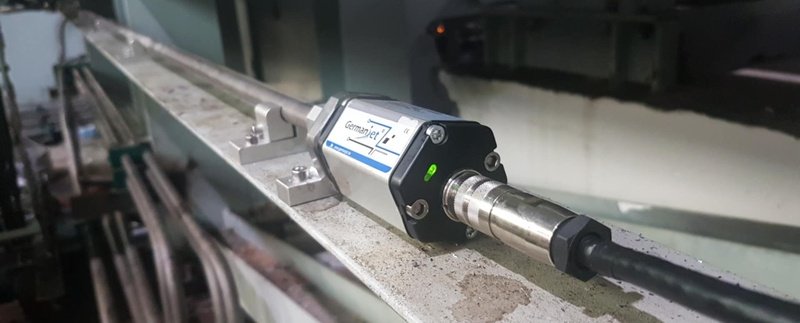 Series 19F Flexible Process Displacement Sensor Application Cases — on-site photo 5